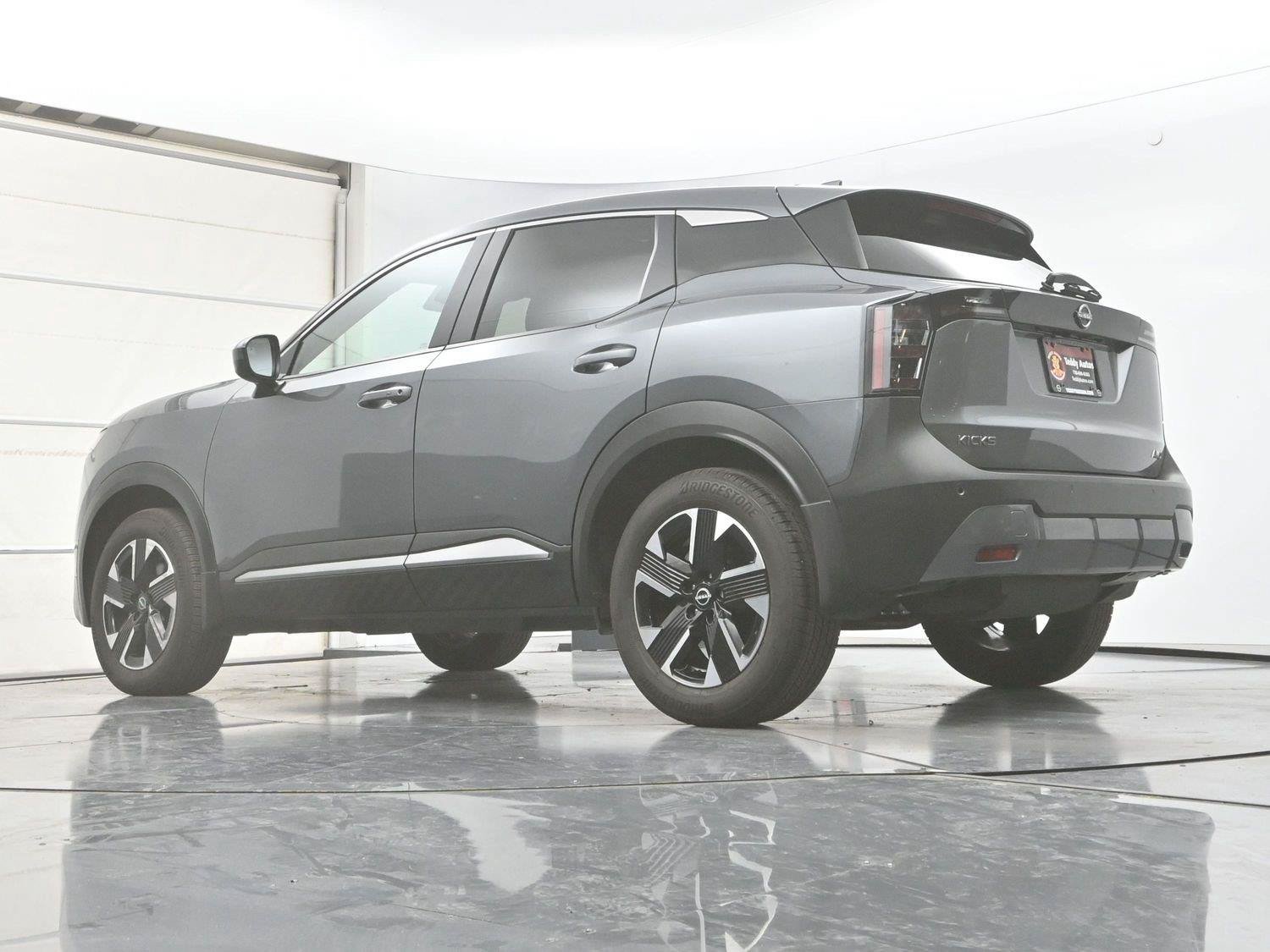 Certified 2025 Nissan Kicks SV AWD/4WD image 28