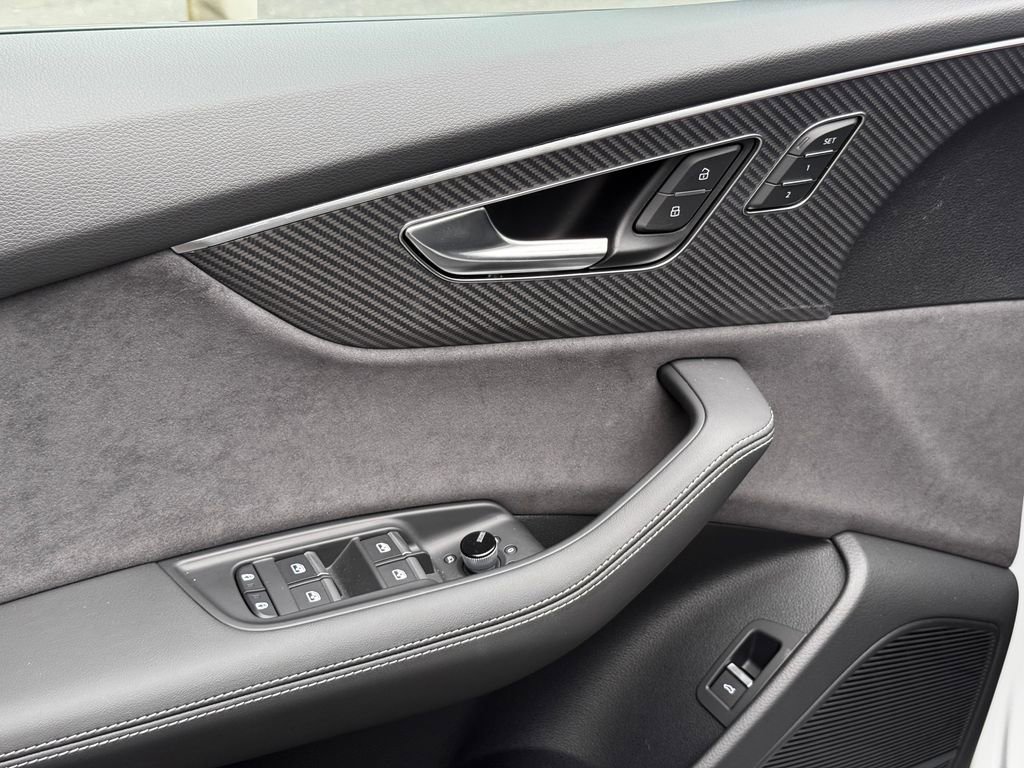 New 2026 Audi SQ8 Premium Plus image 19