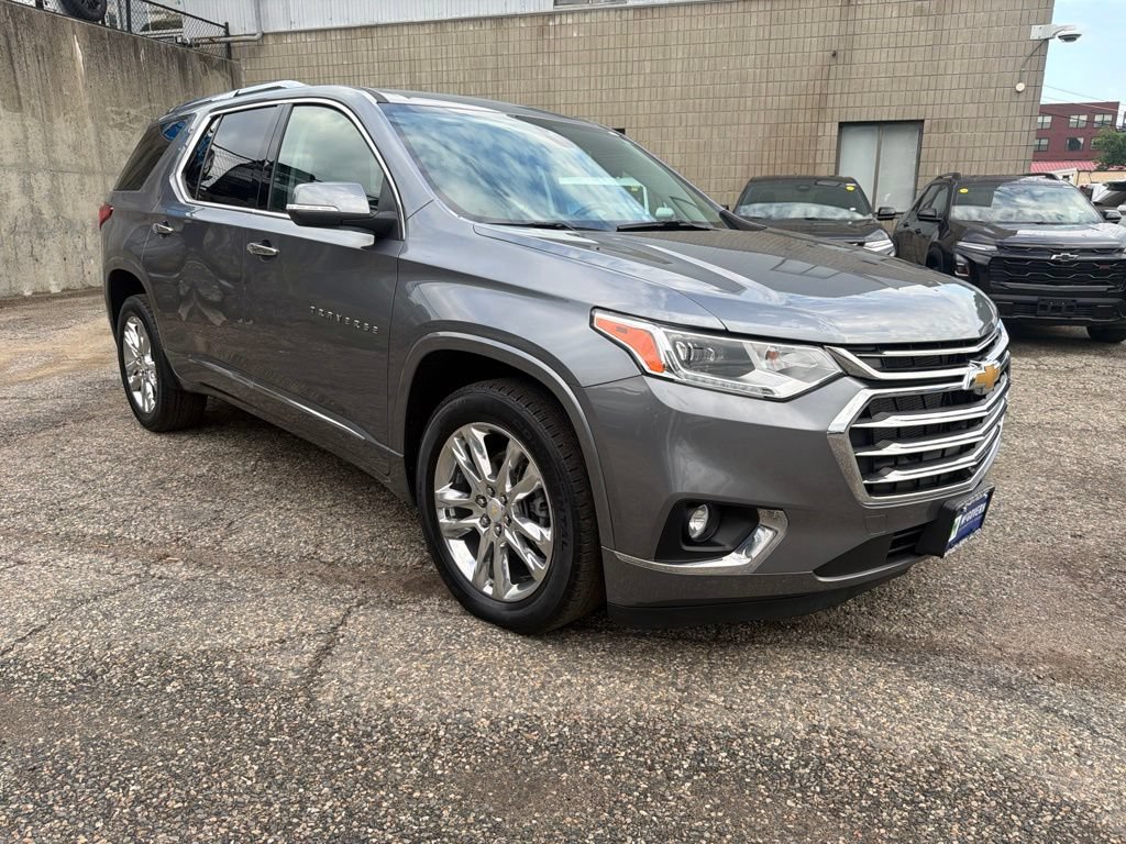 Used 2021 Chevrolet Traverse High Country w/ LPO, Floor Liner Package AWD/4WD image 40