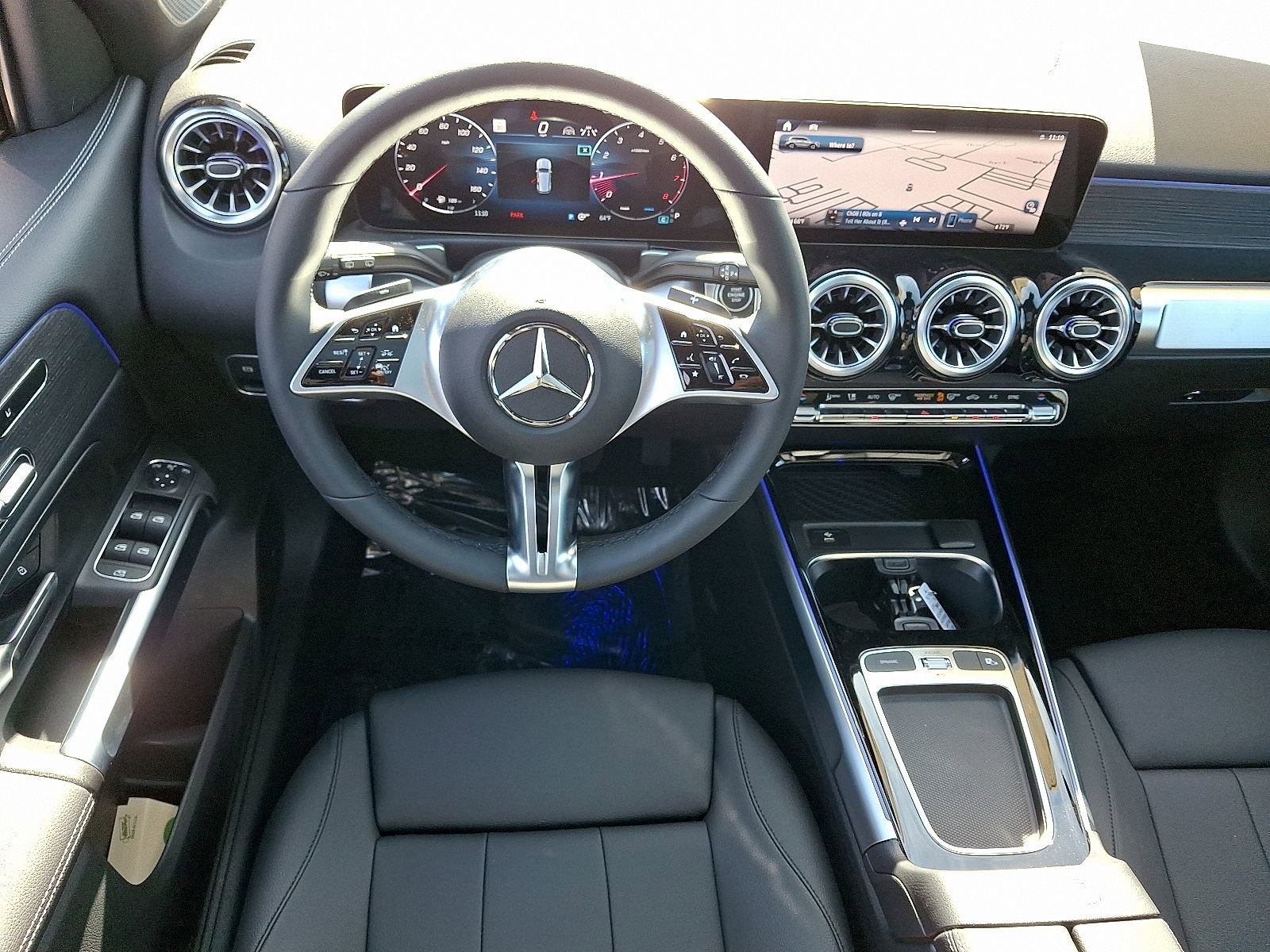 New 2026 Mercedes-Benz GLB 250 4MATIC image 7