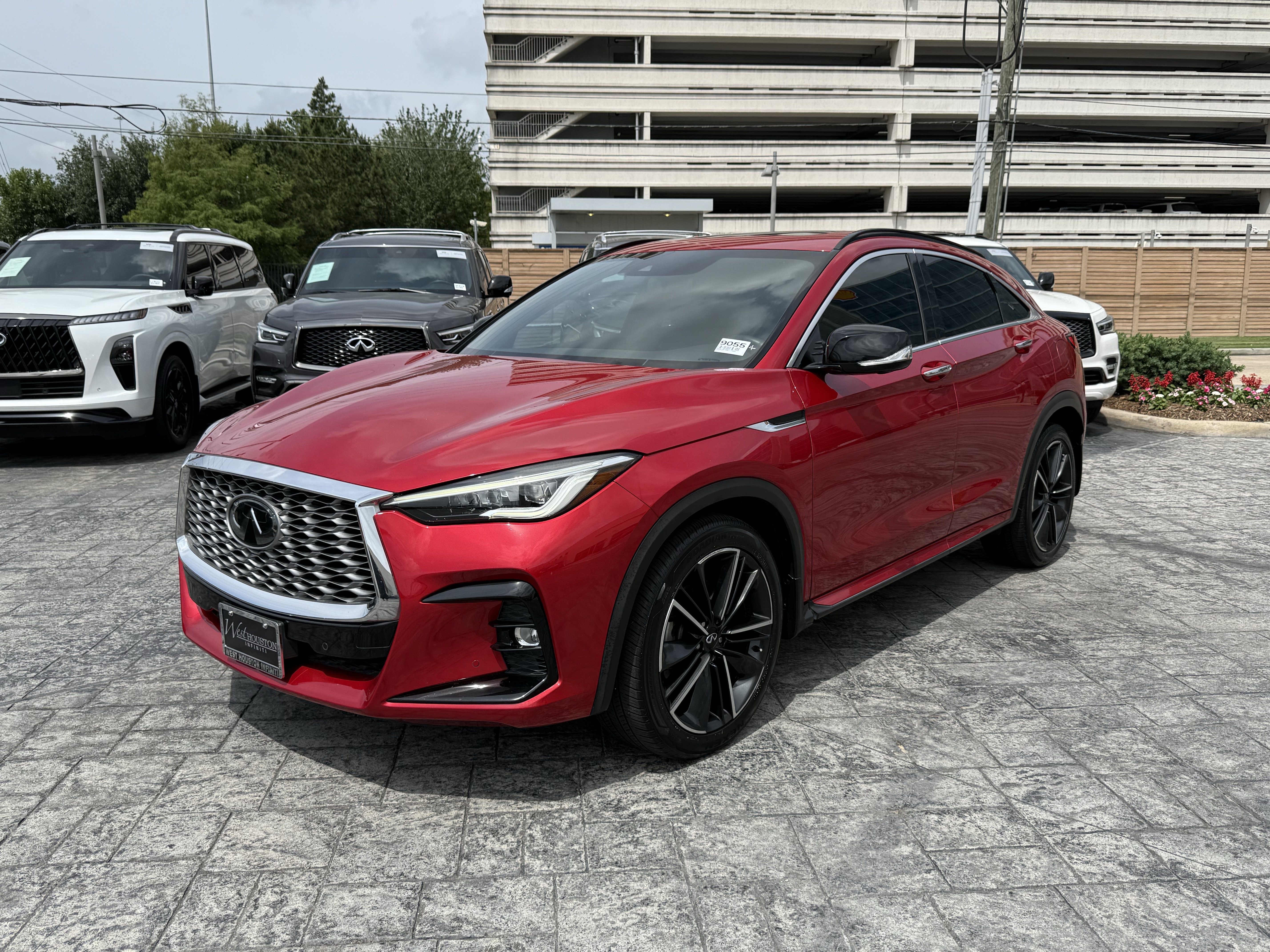Used 2022 INFINITI QX55 Essential w/ Proassist Package AWD/4WD image 3