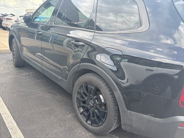 Used 2022 Kia Telluride EX w/ EX Premium Package image 4