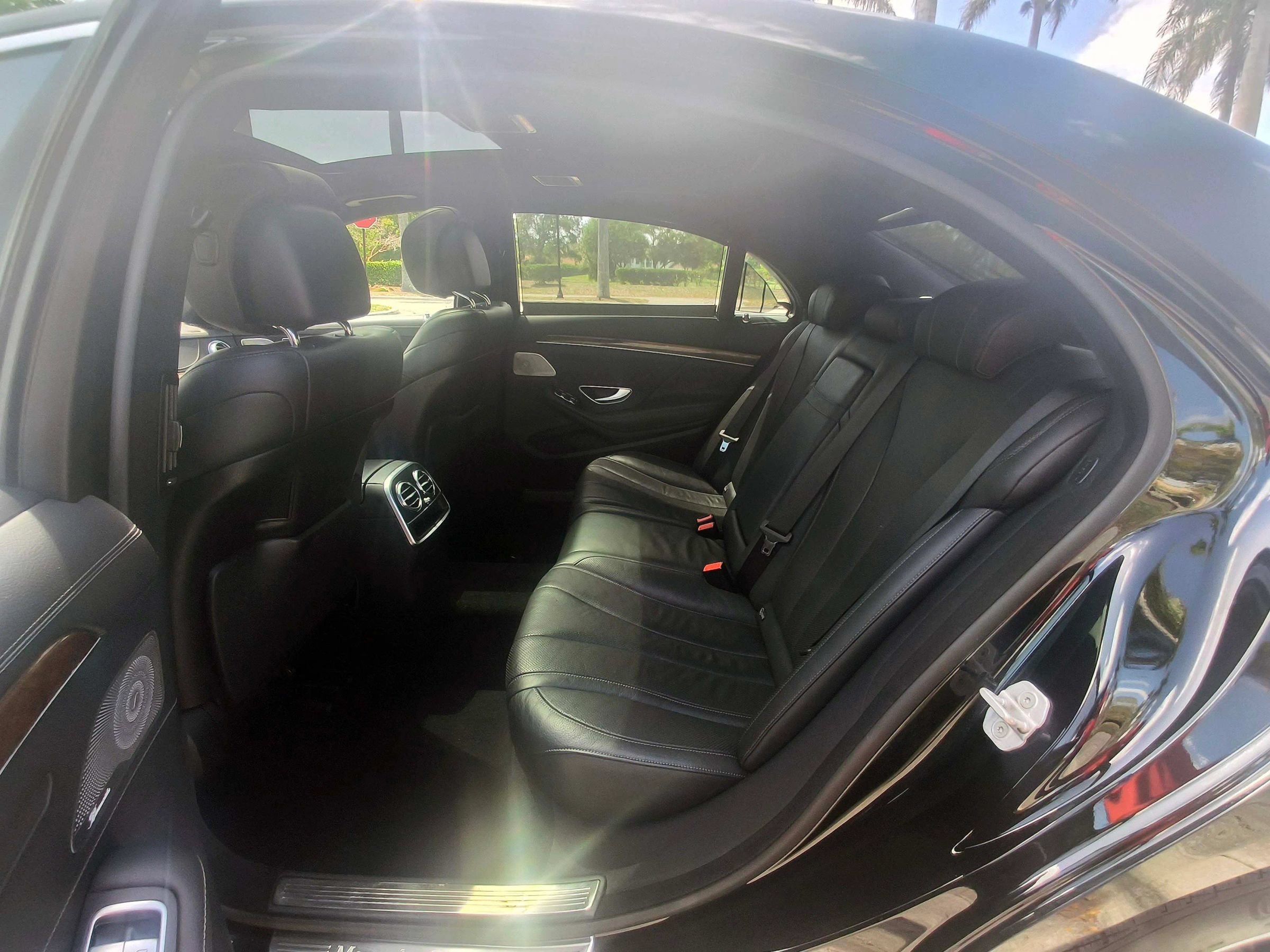 Used 2015 Mercedes-Benz S 550 Sedan image 34