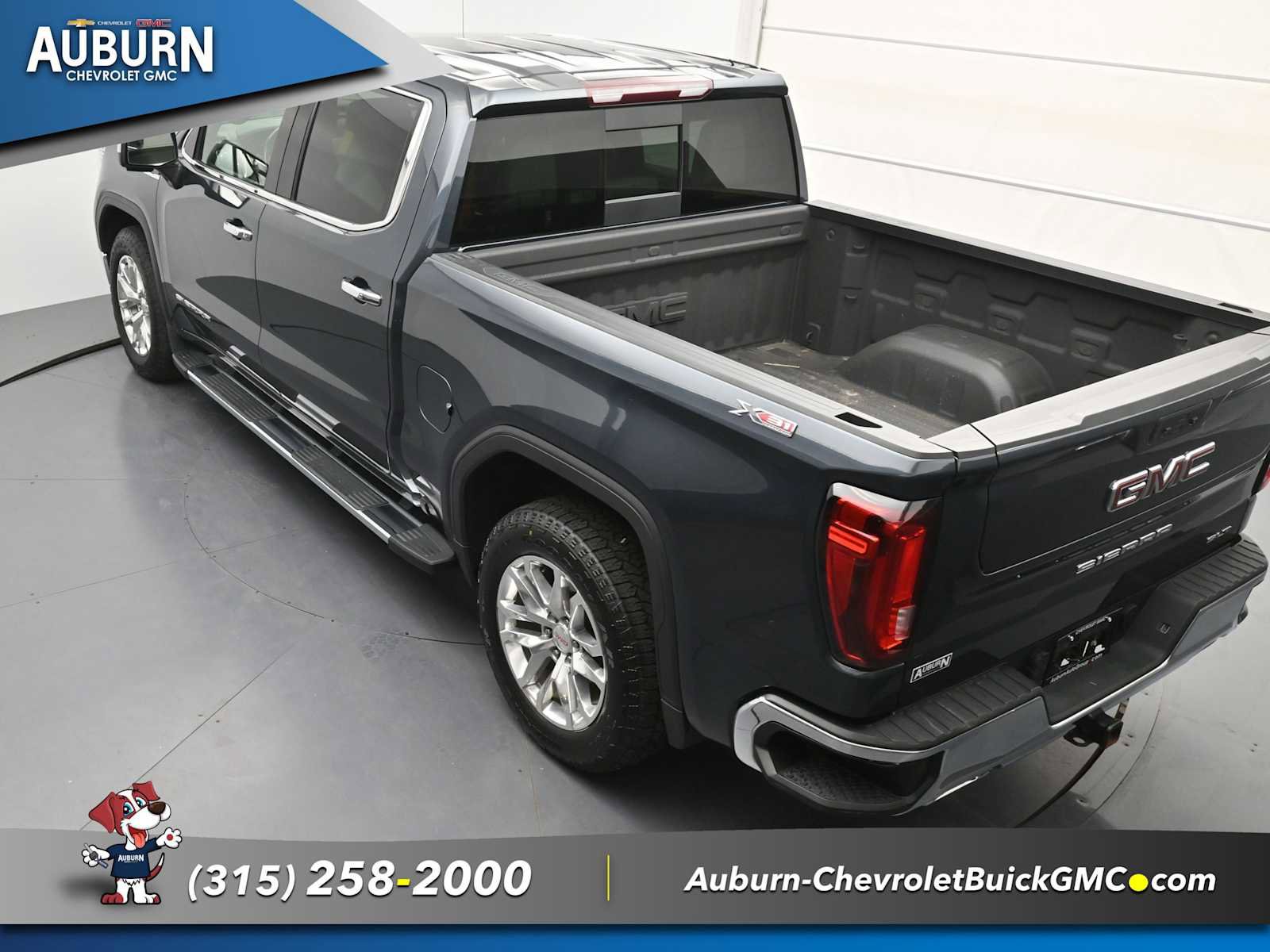 Used 2022 GMC Sierra 1500 SLT w/ SLT Premium Package image 28