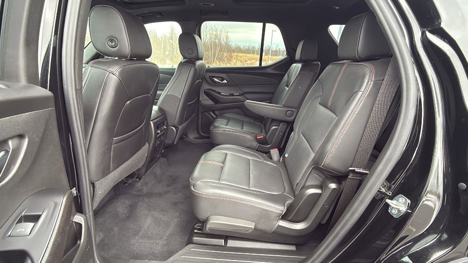 Used 2023 Chevrolet Traverse RS w/ LPO, Cargo Package image 24