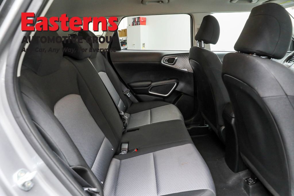 Used 2023 Kia Soul LX w/ Option Group 015 image 23