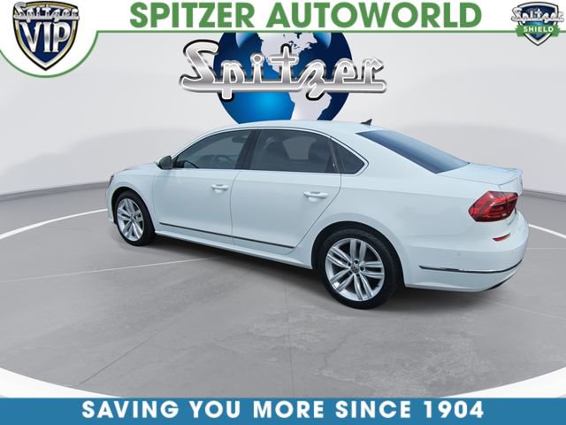 Used 2018 Volkswagen Passat 2.0T SEL Premium FWD image 6