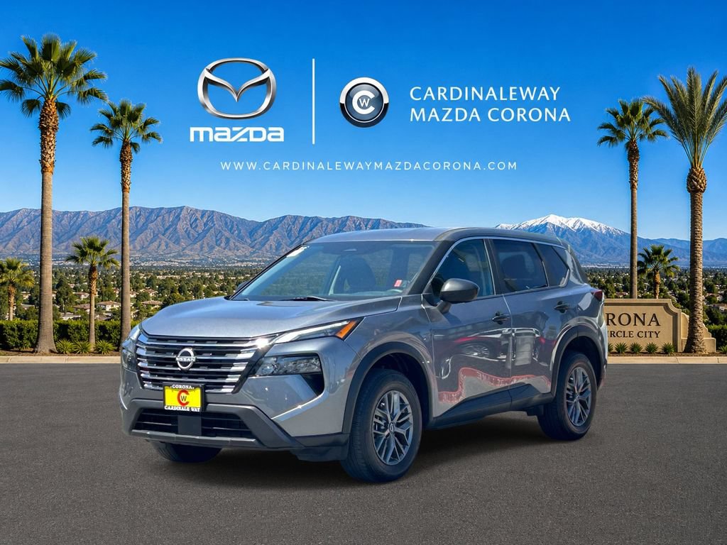 Used 2024 Nissan Rogue S FWD image 7