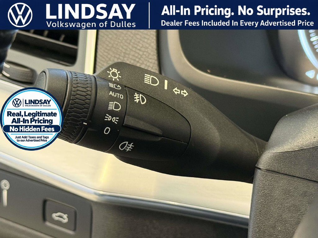 Used 2016 Volvo XC90 T5 Momentum AWD/4WD image 23