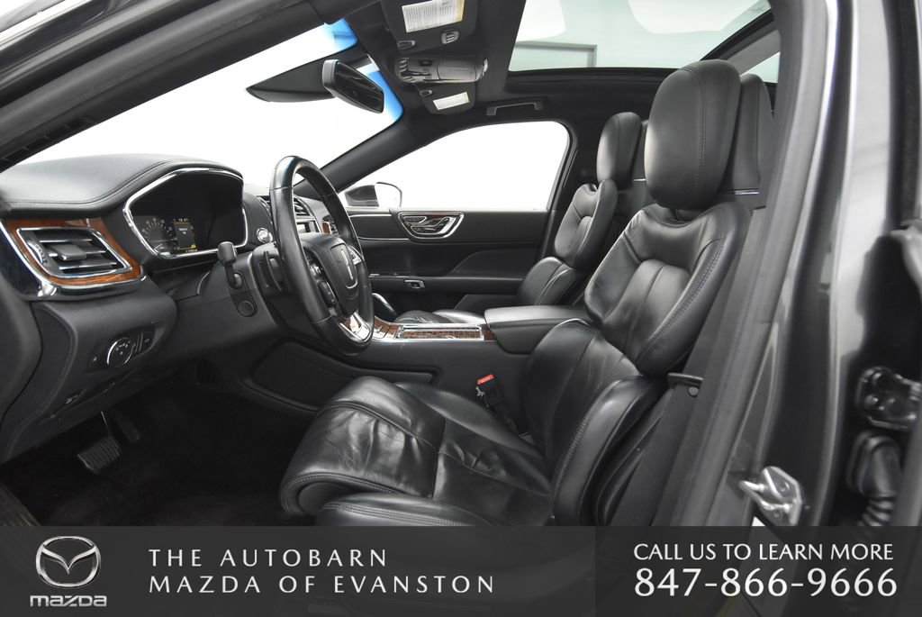 Used 2017 Lincoln Continental Reserve w/ Climate Package image 32