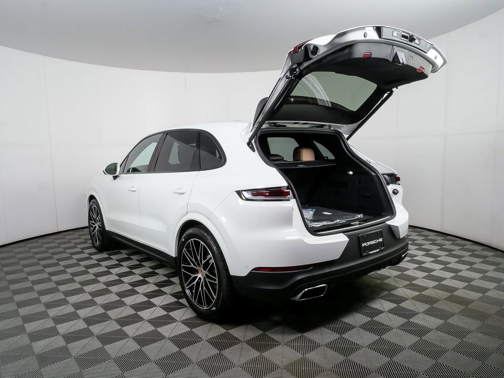 New 2026 Porsche Cayenne image 35