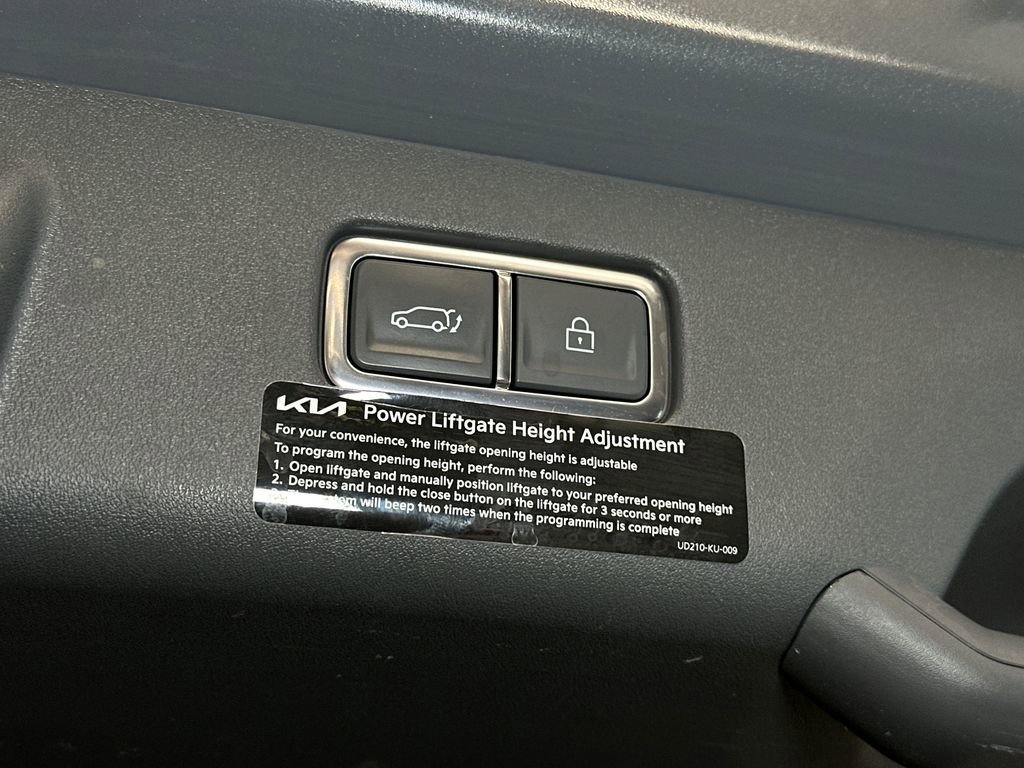 Certified 2024 Kia EV9 GT-Line image 9