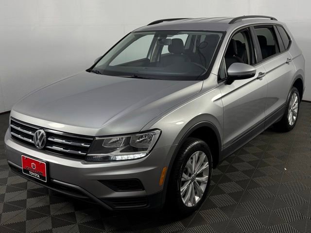 Used 2020 Volkswagen Tiguan S image 3