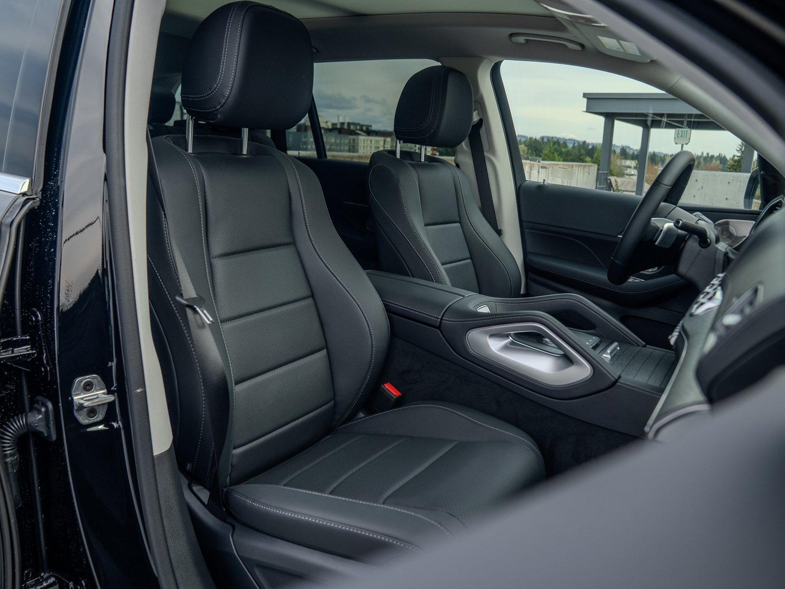 Certified 2026 Mercedes-Benz GLS 450 4MATIC image 30