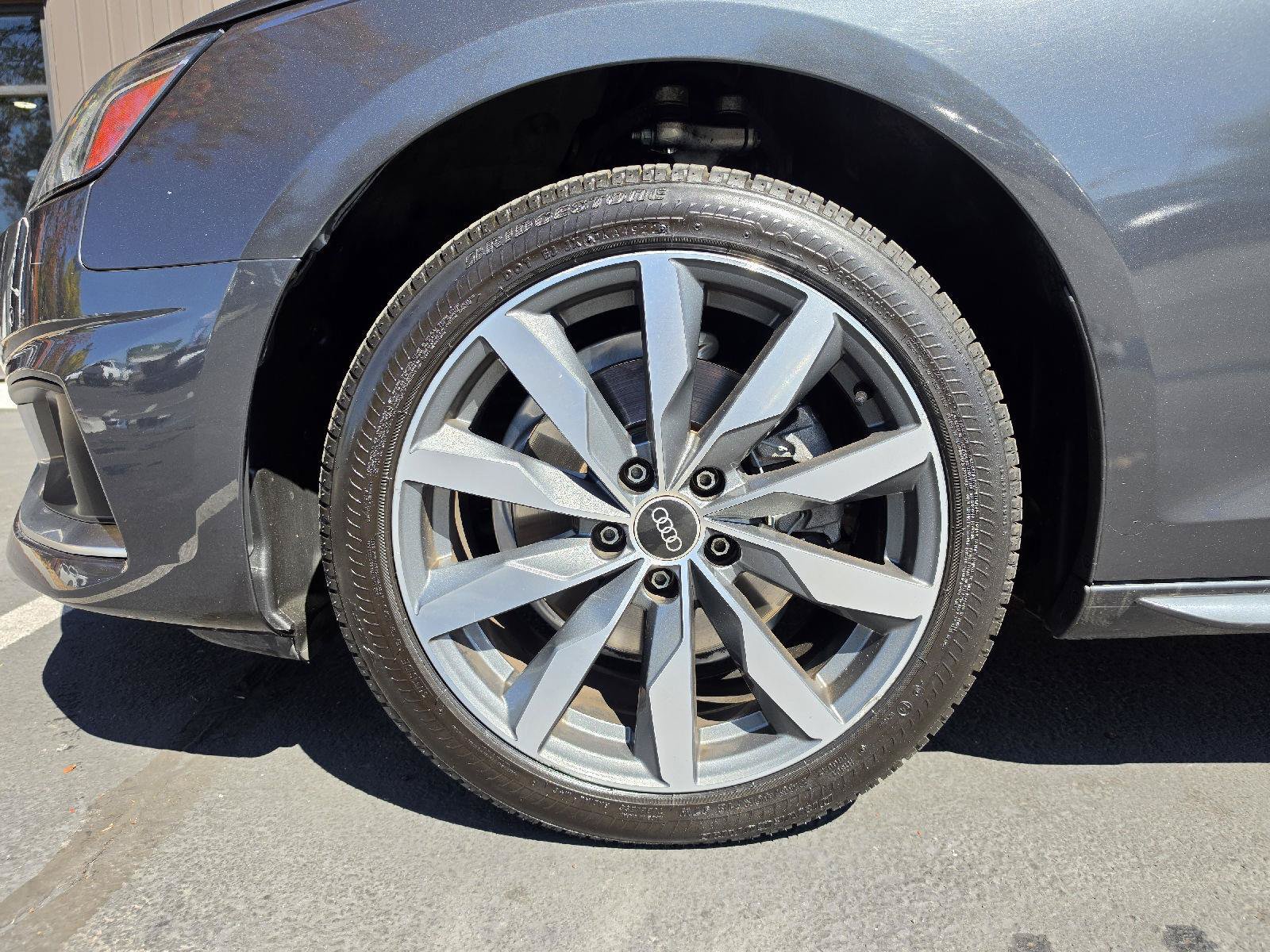 Used 2021 Audi A4 2.0T Premium w/ Convenience Package AWD/4WD image 9