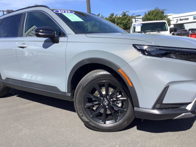 Used 2025 Honda CR-V Sport image 3