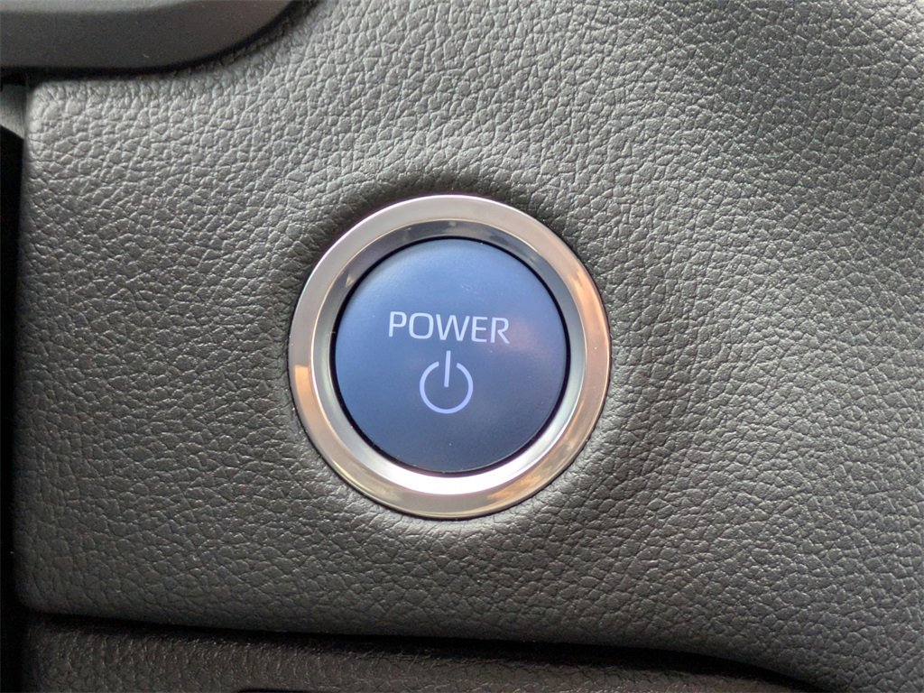 Used 2024 Toyota Tundra Limited image 28