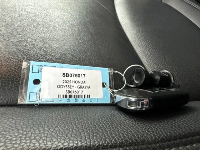 Certified 2025 Honda Odyssey EX-L image 37