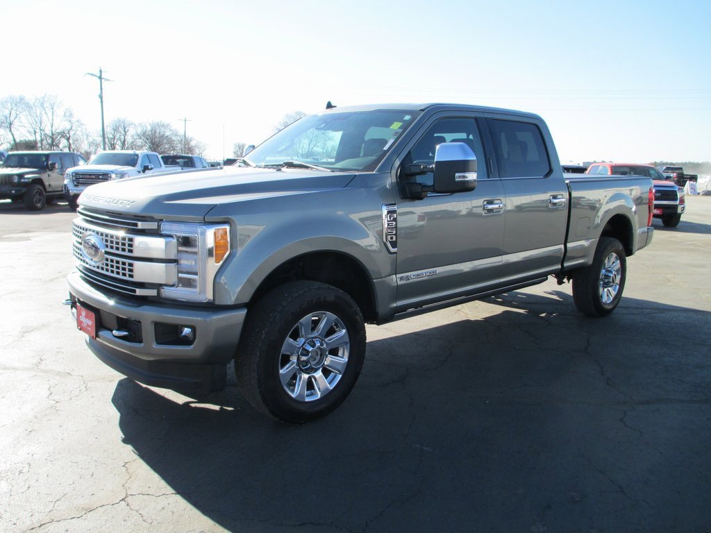 Used 2019 Ford F350 Platinum w/ Platinum Ultimate Package image 11