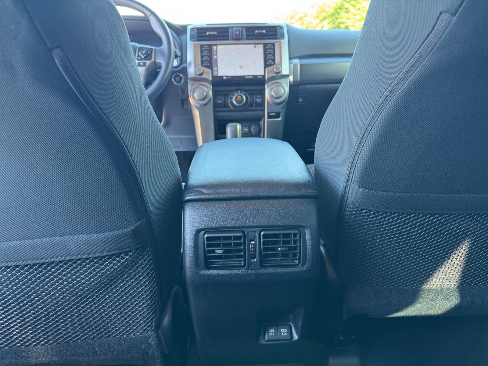 Used 2022 Toyota 4Runner Trail Special Edition AWD/4WD image 32