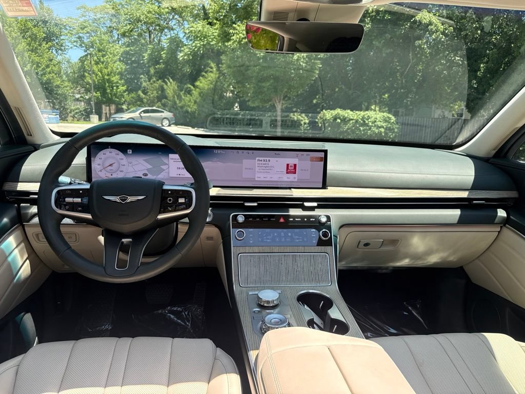 Certified 2025 Genesis GV80 2.5T Advanced AWD/4WD image 26