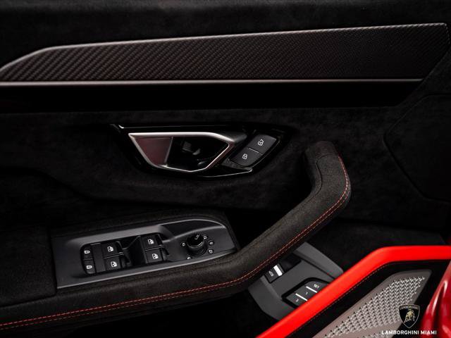 Used 2023 Lamborghini Urus Performante AWD/4WD image 27