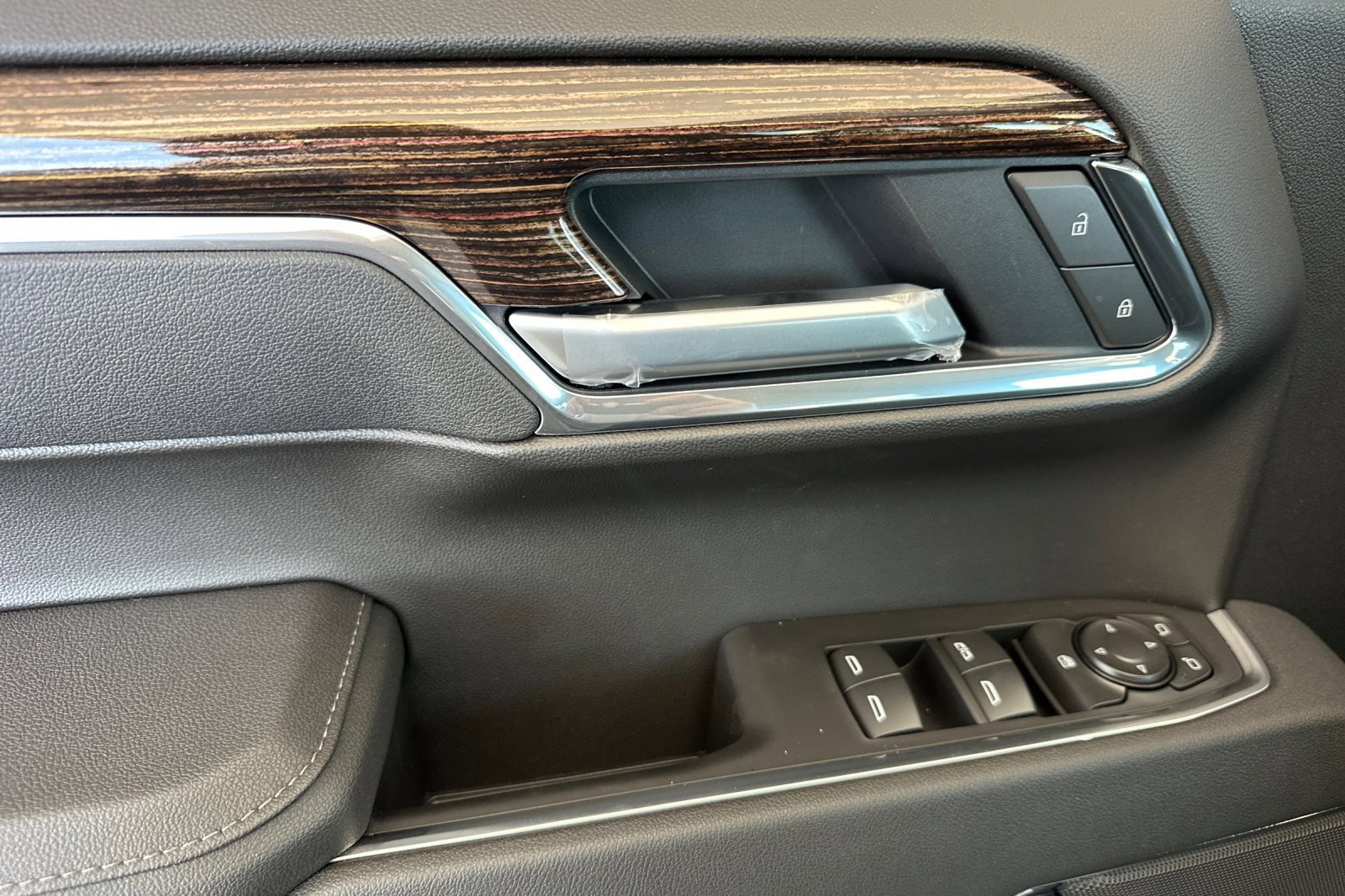 New 2026 GMC Sierra 1500 Elevation w/ Elevation Select Package image 12