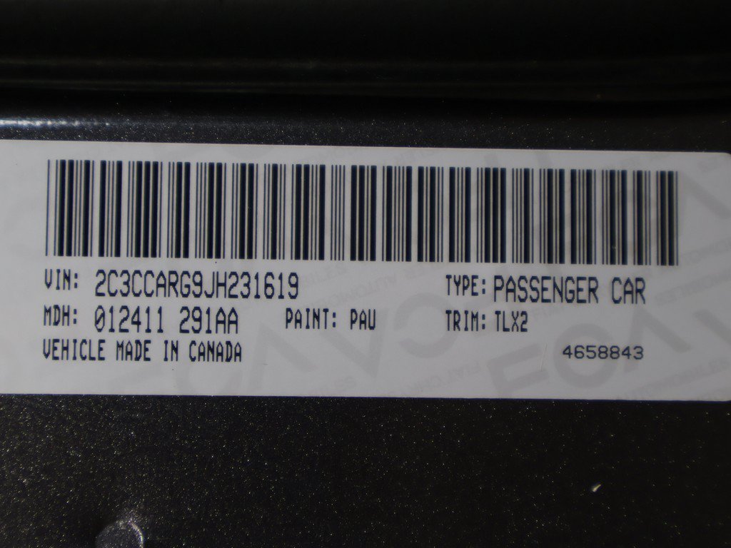 Used 2018 Chrysler 300 Touring L AWD/4WD image 38