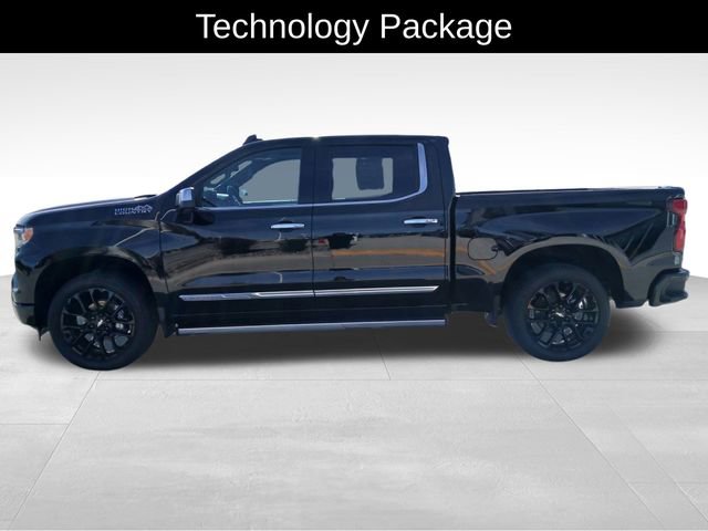 Used 2025 Chevrolet Silverado 1500 High Country image 3