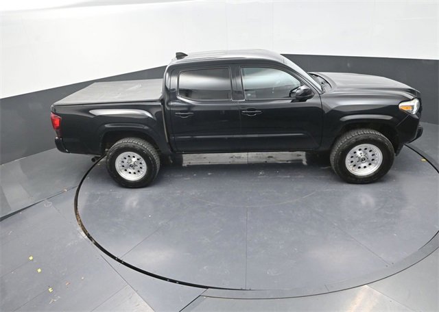 Used 2020 Toyota Tacoma SR image 16