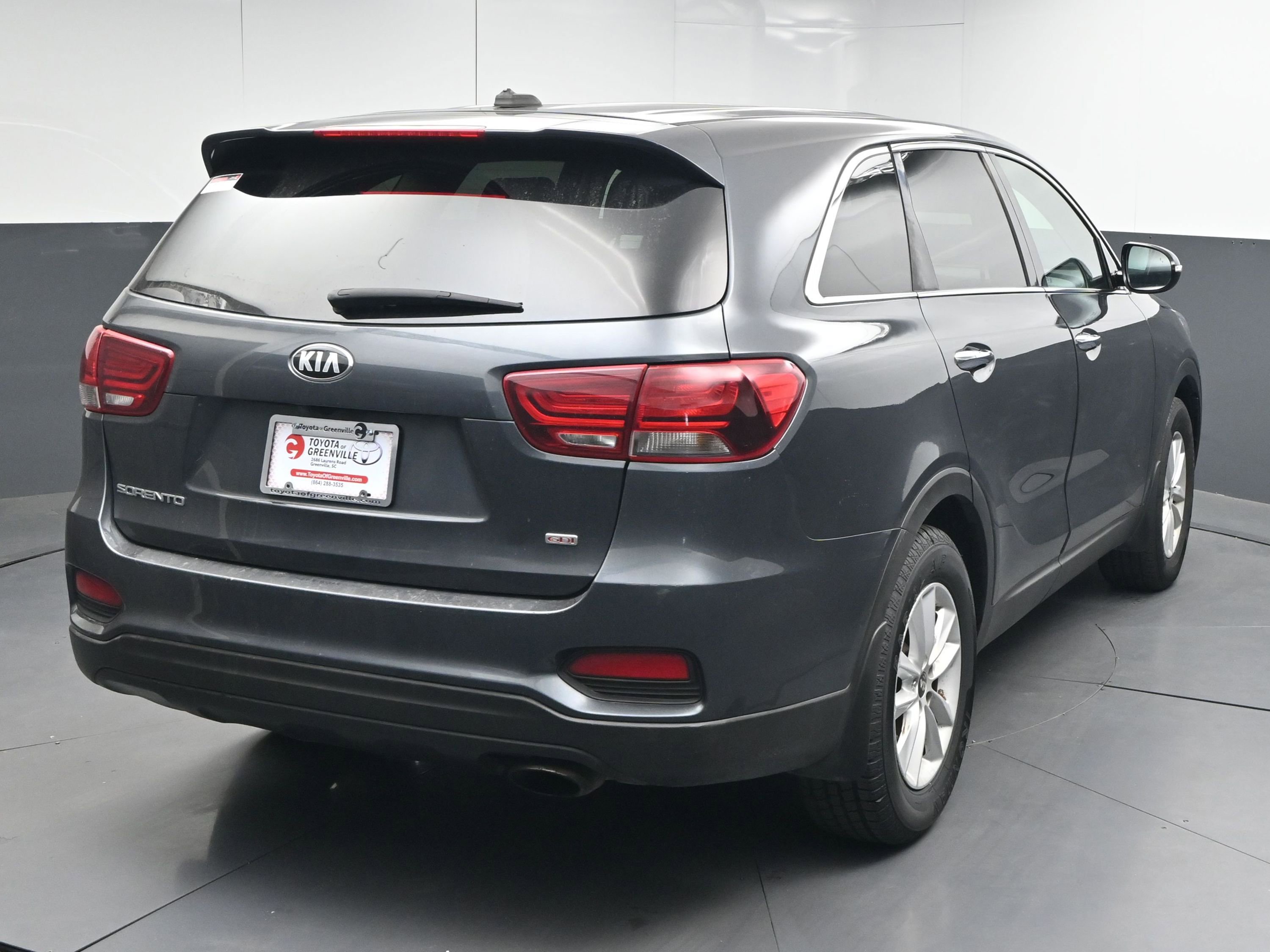 Used 2020 Kia Sorento LX image 8