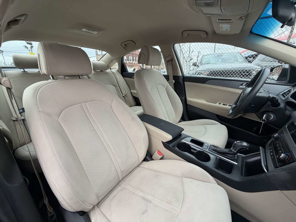 Used 2017 Hyundai Sonata SE image 19