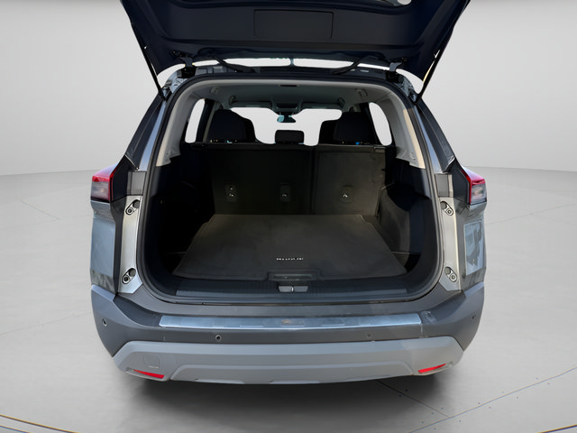 Used 2021 Nissan Rogue SV AWD/4WD image 11
