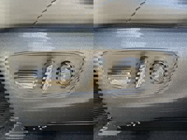 Used 2022 Toyota RAV4 XSE image 28