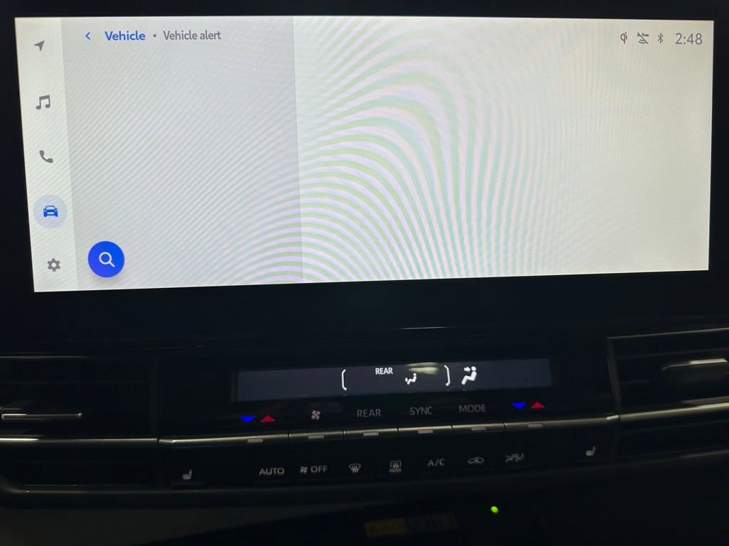 Used 2025 Toyota Sienna XLE image 35