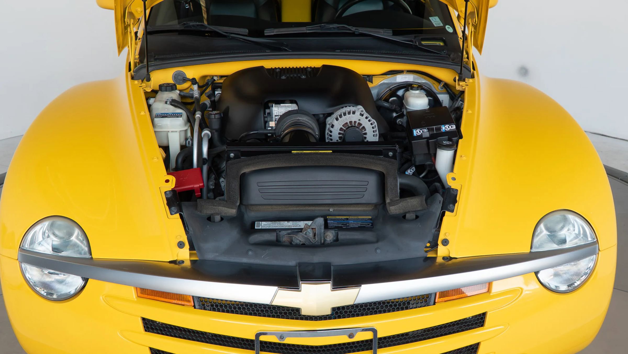 Used 2006 Chevrolet SSR w/ Preferred Equipment Group RWD image 80