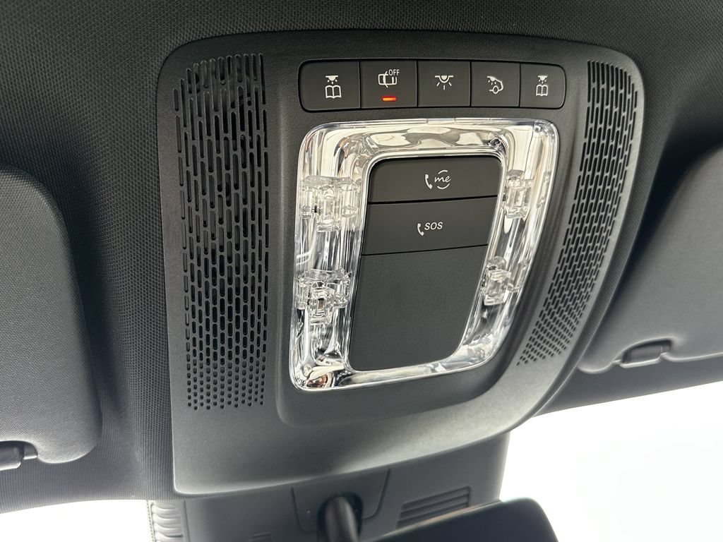 Certified 2025 Mercedes-Benz GLA 250 4MATIC image 33