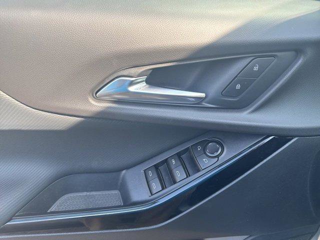 New 2026 Chevrolet Equinox LT w/ Midnight Edition image 11