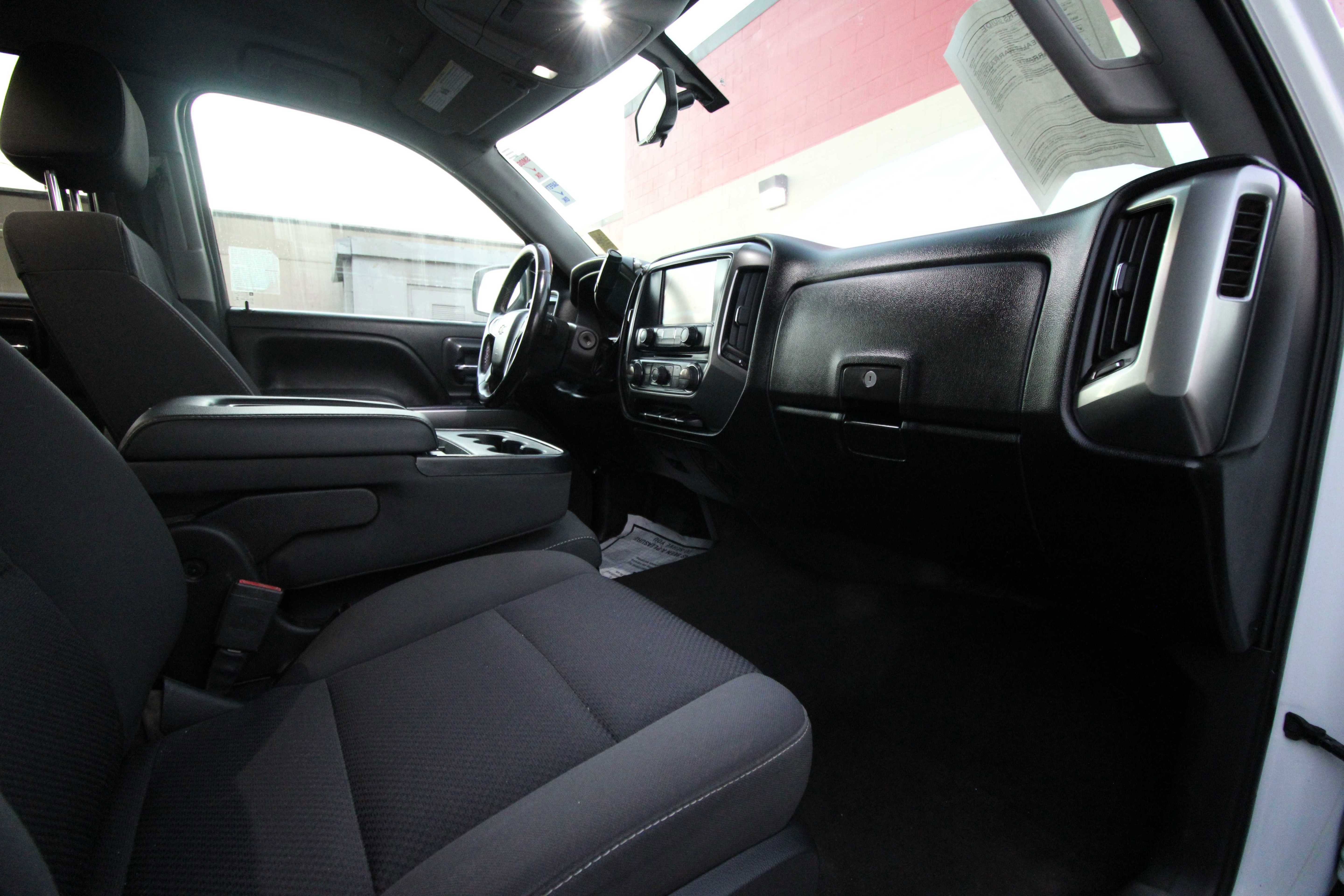 Used 2018 Chevrolet Silverado 1500 LT w/ All Star Edition image 18