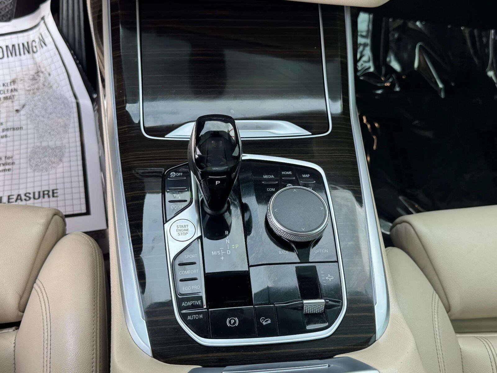 Used 2019 BMW X7 xDrive40i w/ Cold Weather Package AWD/4WD image 31