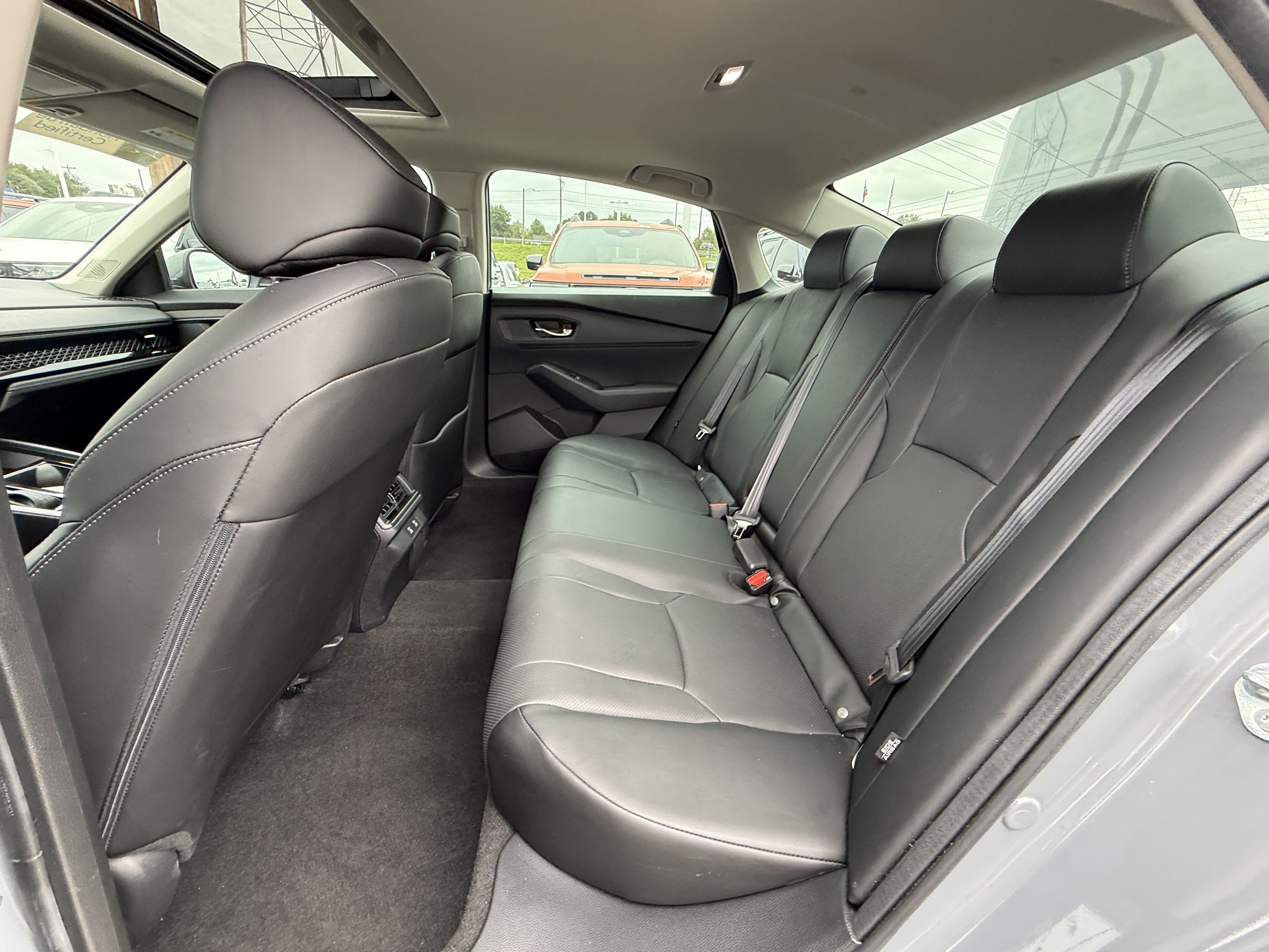 Used 2023 Honda Accord EX-L image 30