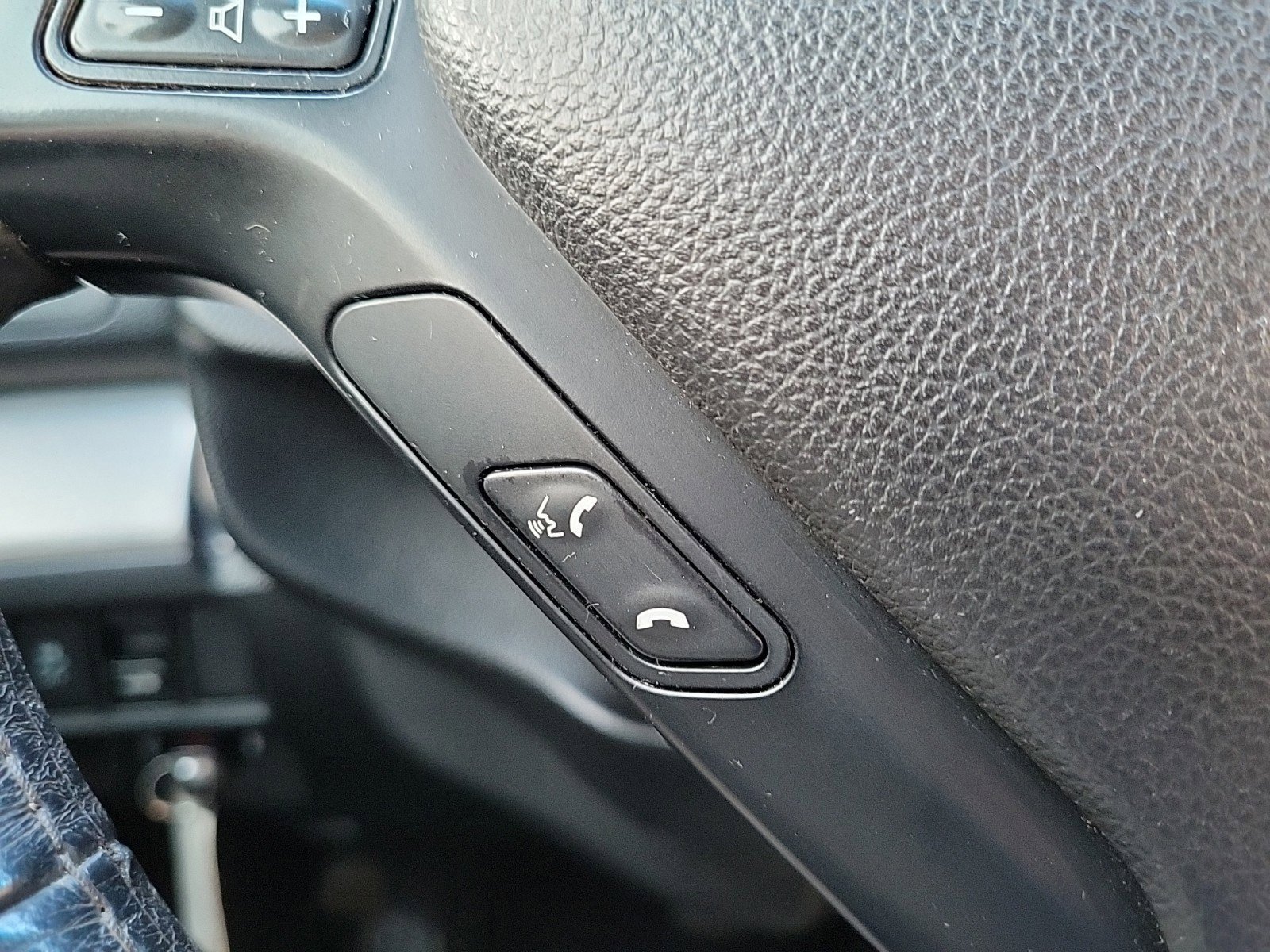 Used 2015 INFINITI Q40 AWD image 18