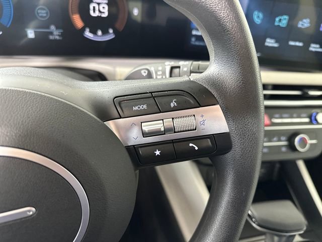 Certified 2025 Hyundai Tucson SE image 44