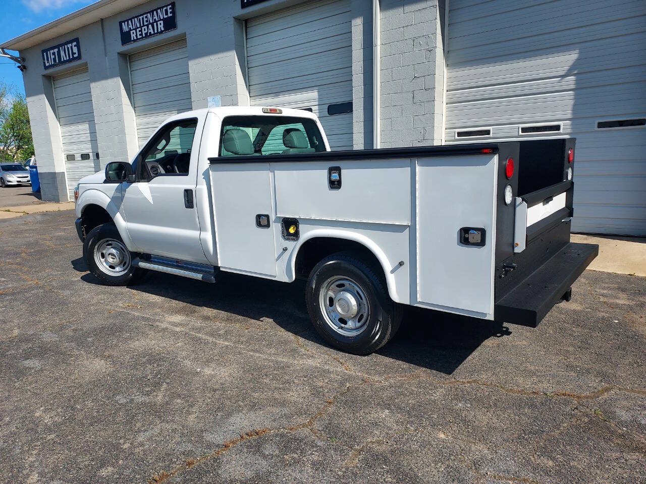 Used 2015 Ford F250 XL AWD/4WD image 2