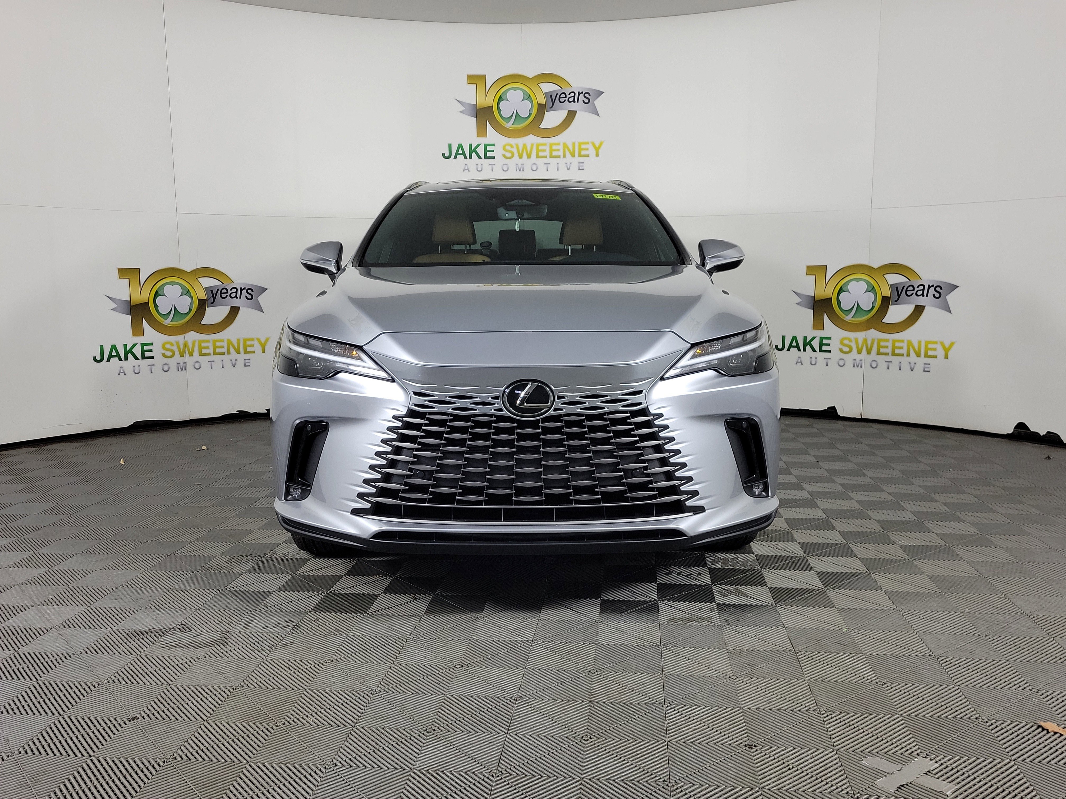 Used 2023 Lexus RX 350h image 2