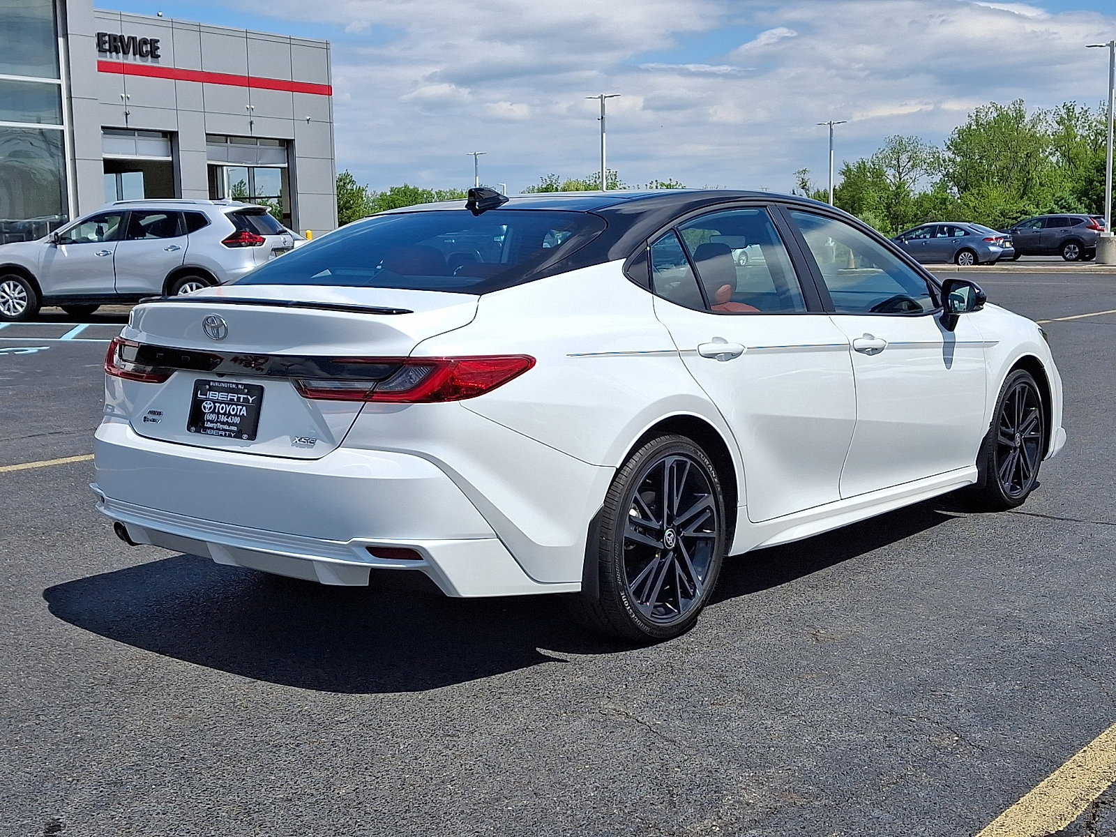 Used 2026 Toyota Camry XSE w/ Premium Package AWD/4WD image 6