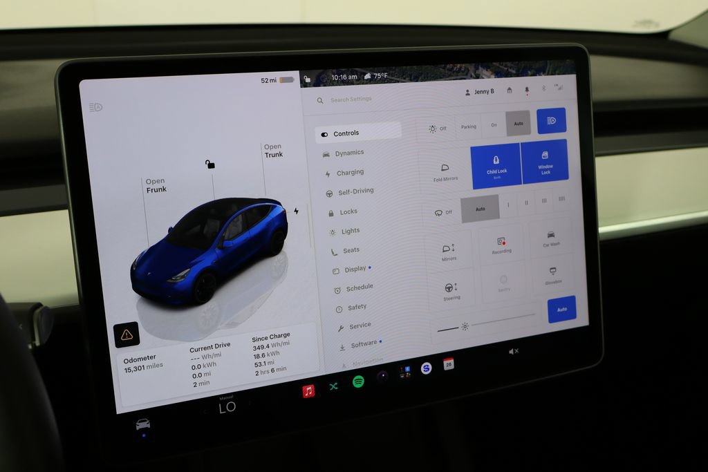 Used 2023 Tesla Model Y Performance AWD/4WD image 27