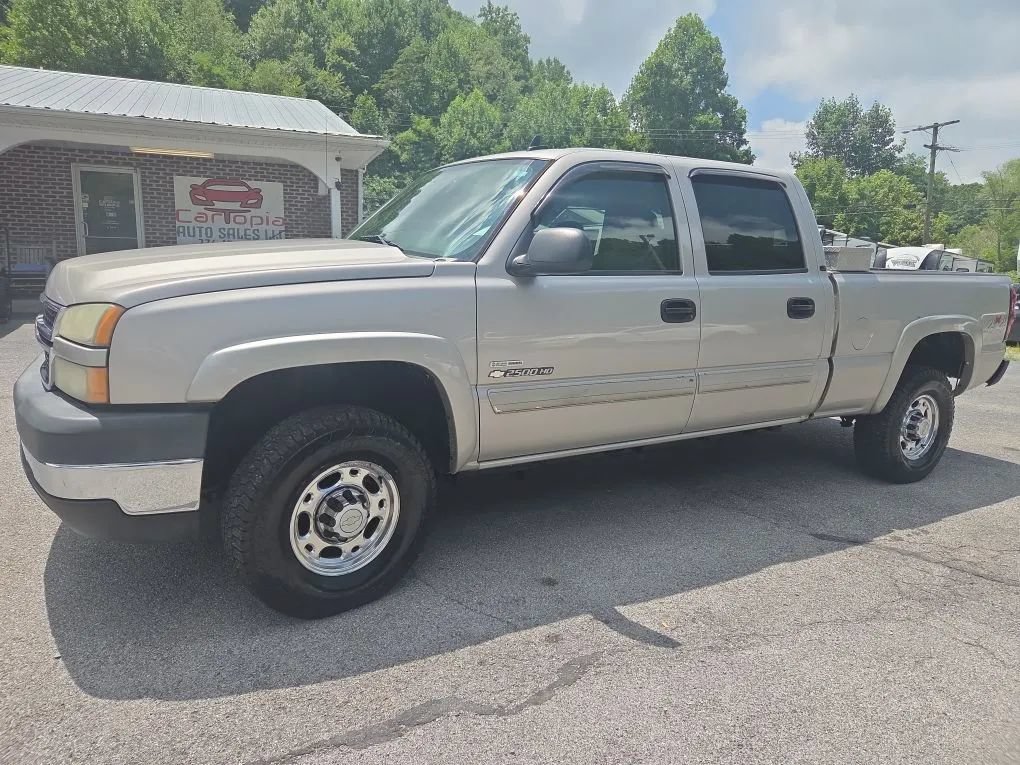 Used 2007 Chevrolet Silverado 2500 LT w/ Heavy-Duty Power Package