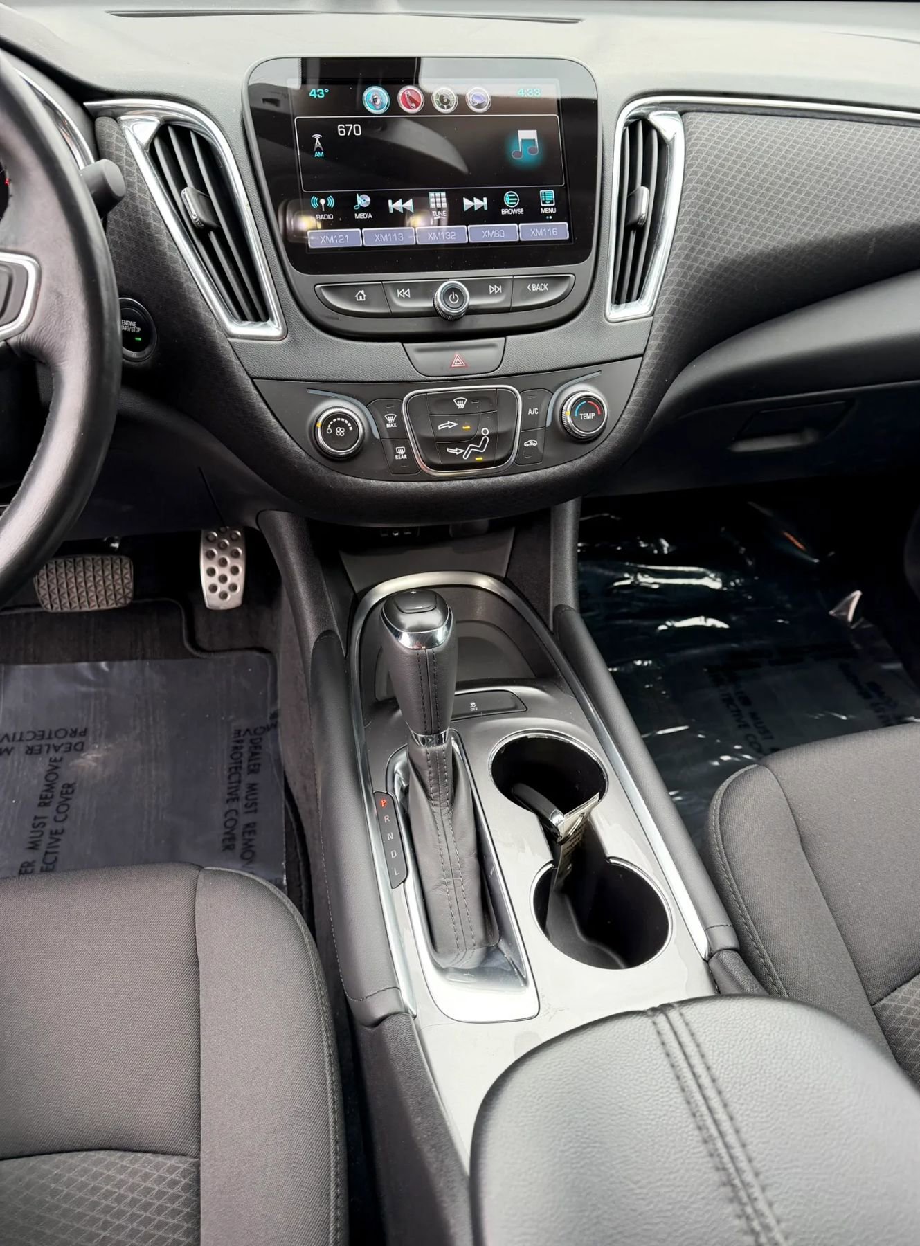 Used 2016 Chevrolet Malibu LT FWD image 16