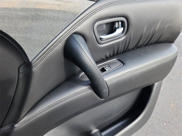 Certified 2023 Nissan Armada SL w/ Midnight Edition Package image 16